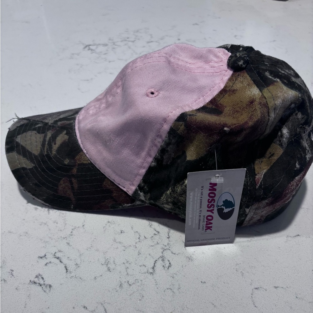 Mossy Oak Pink and Camouflage Cap